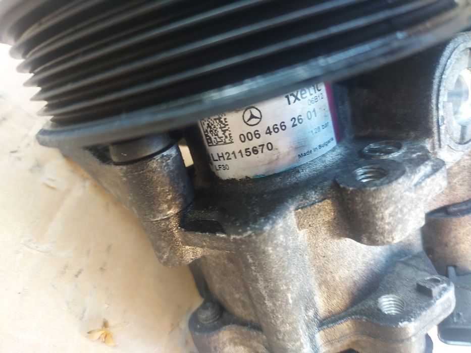 Хидравлична помпа Мерцедес Ц клас / Mercedes C class w204