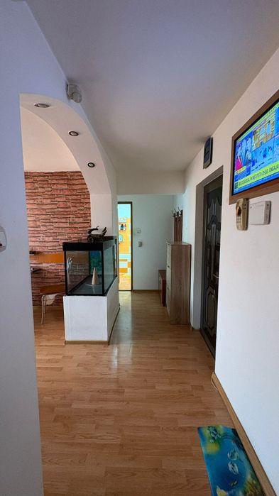 Apartament cu 2 camere de închiriat
