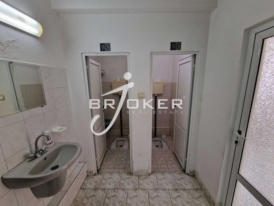 Продава се Промишлена сграда в Кърджали, Център - 1092 кв.м за 1000 €/кв.м - Снимка #9