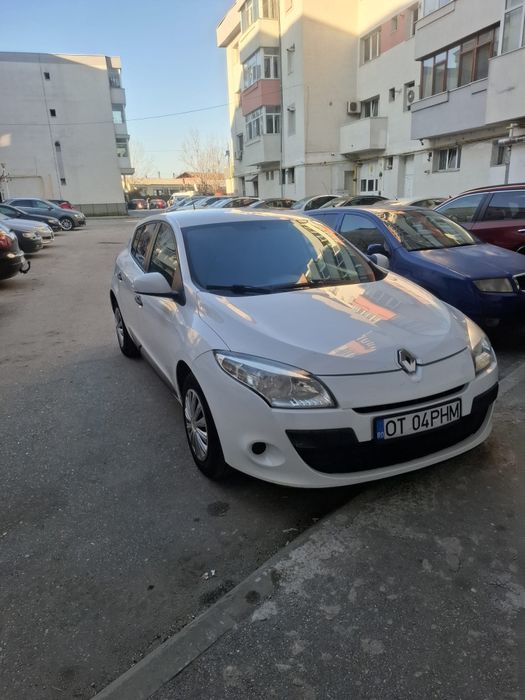 RENAULT Megane