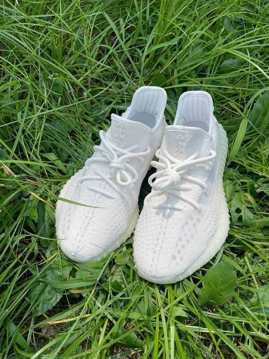 Adidas YEEZY Boost 350 V2 Bone