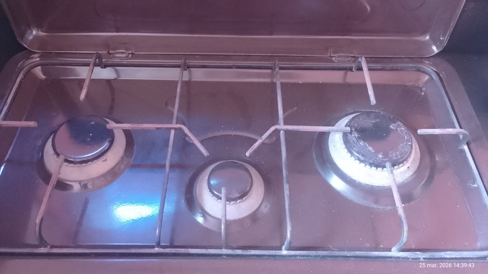 aragaz 3 ochiuri maro