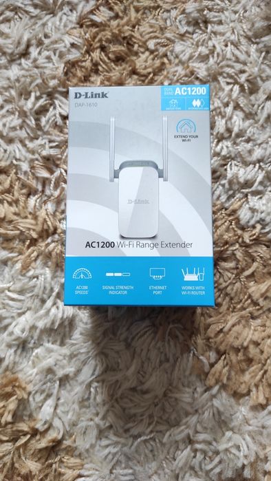 D-Link AC1200 WiFi разширител на обхват DAP-1610
