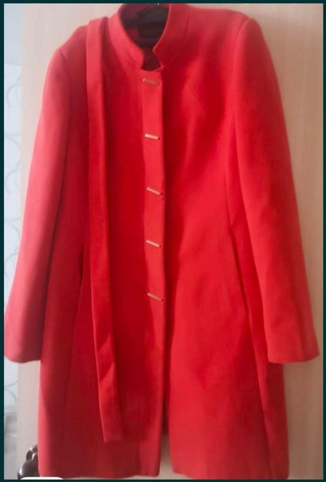 Пальто демисезонное