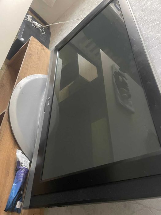 Продам телевизор