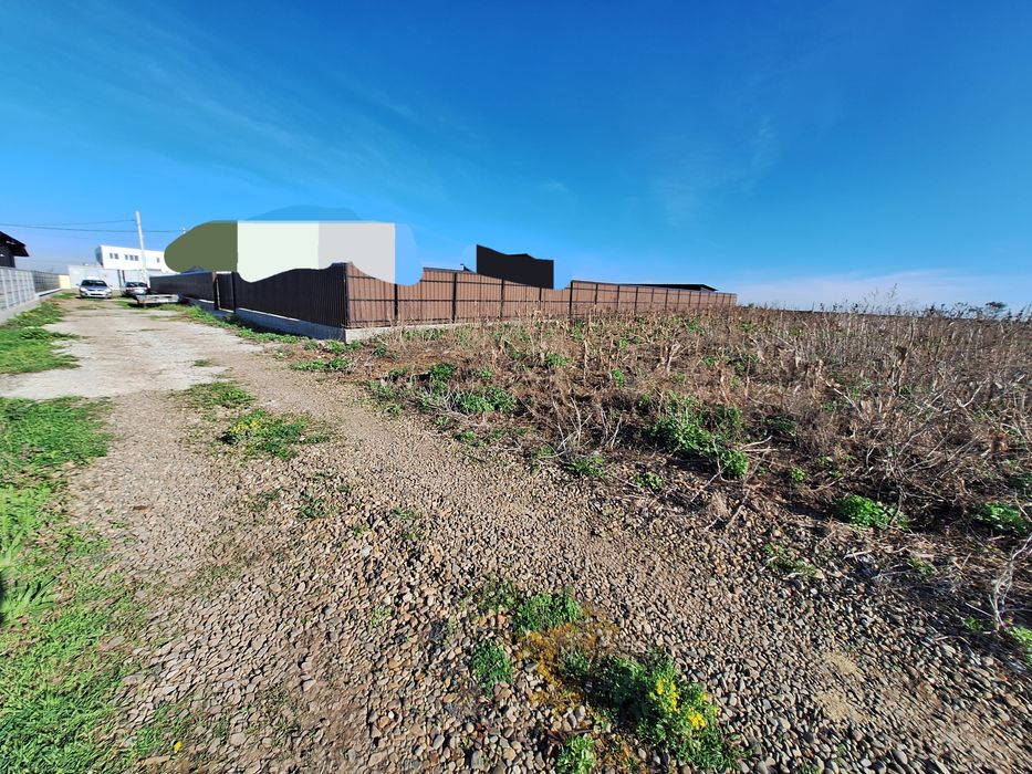 Teren 700m²  intravilan Catamaresti Deal