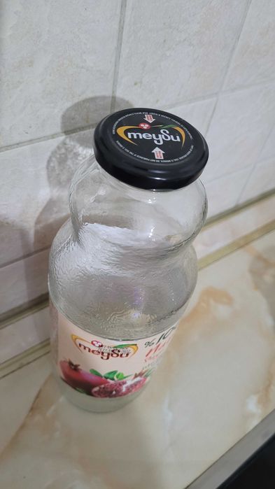 стъклени бутилки, шишета 1 л.