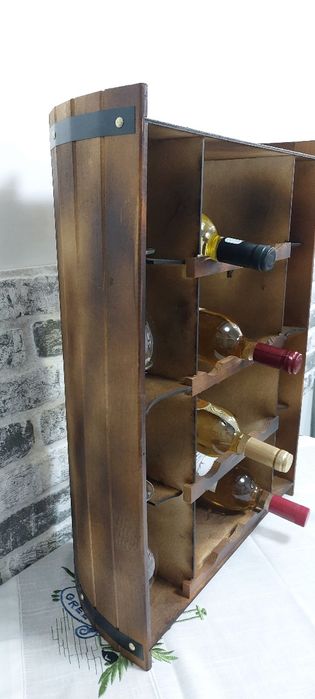 Mini bar rustic pentru  12 sticle 4 pahare