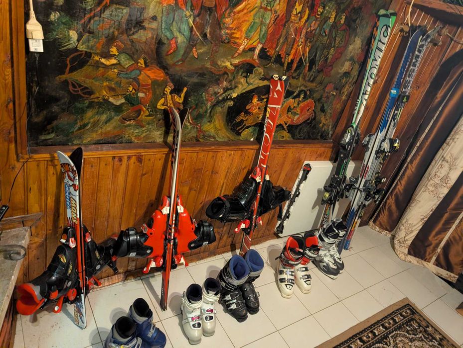 Употребявани Ски с автомати   и Ски обувки