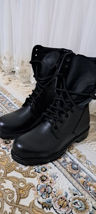 Продаётся военный сапог