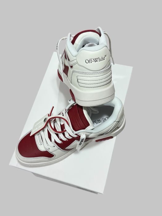 Чисто нови ОРИГИНАЛНИ Off-White Sneakers