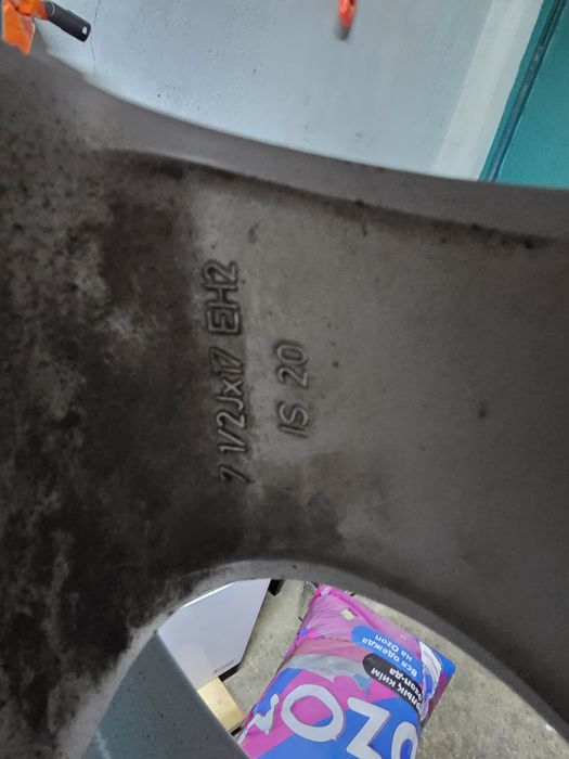 Срочна продам шины