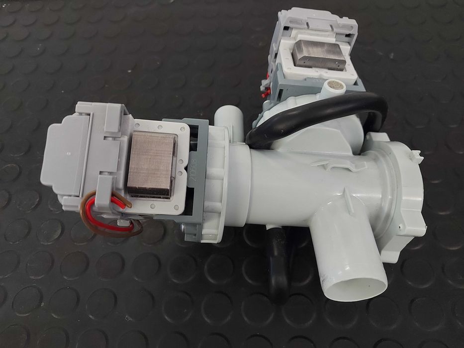 Pompa cod PX2025 masina de spalat SAMSUNG WW90T304MBW / R26