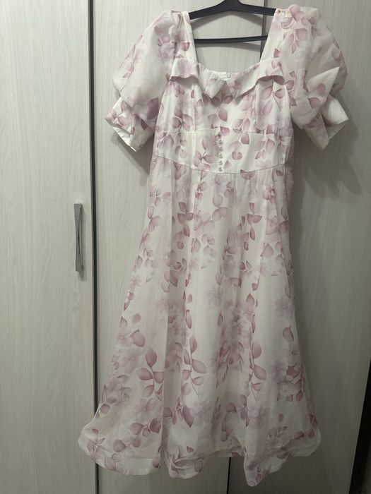 Продается платье