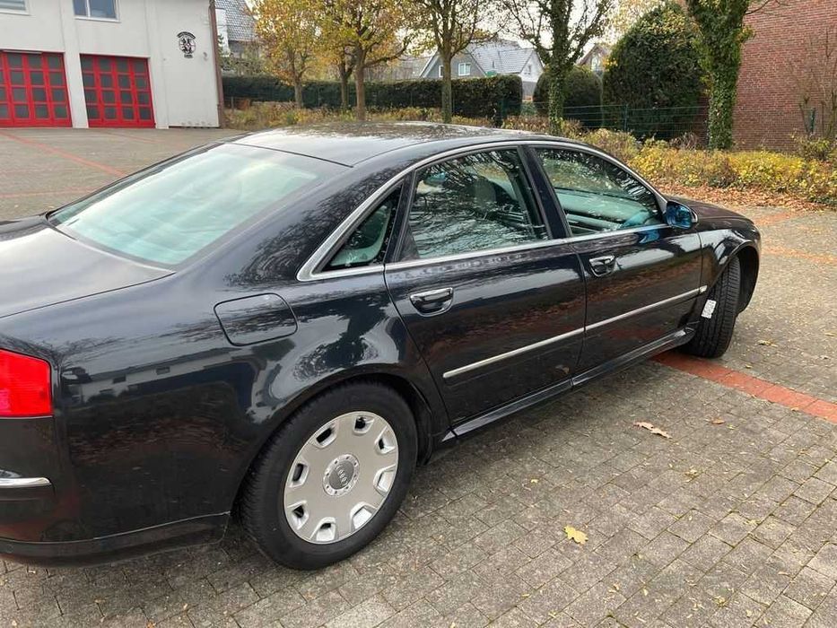 Audi A8 D3 . 3.000d .Audi A8 4.2 d Fsi.Audi A8 3.7benz. На части