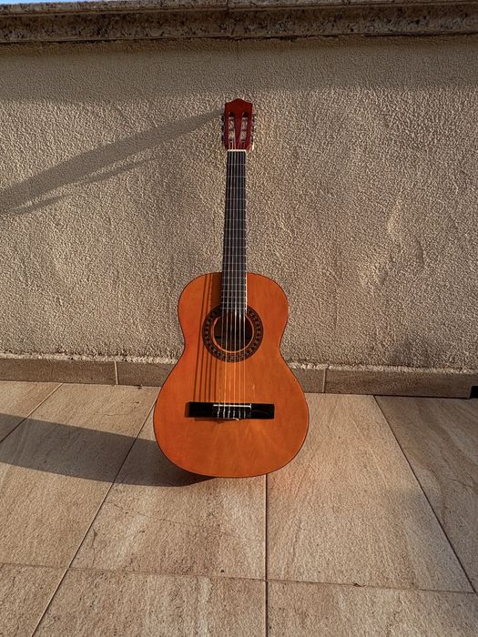 Класическа китара за начинаещи 3/4