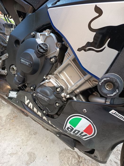 Vand yamaha r1 .2015