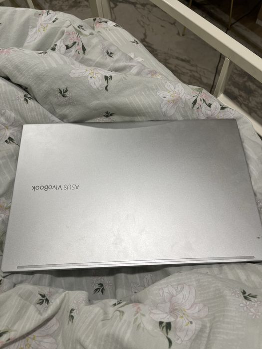 продаю ноутбук Asus Vivobook