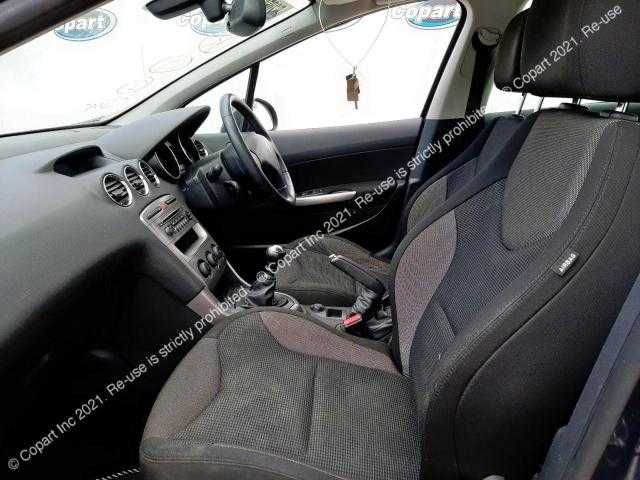 Dezmembrez Peugeot 308 2012 1.6 6 trepte