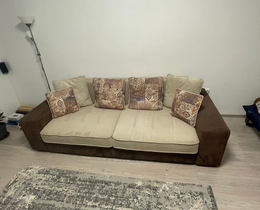 Canapea extensibila cu lada