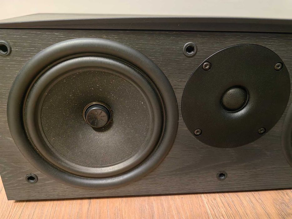 център Jamo E 8CEN