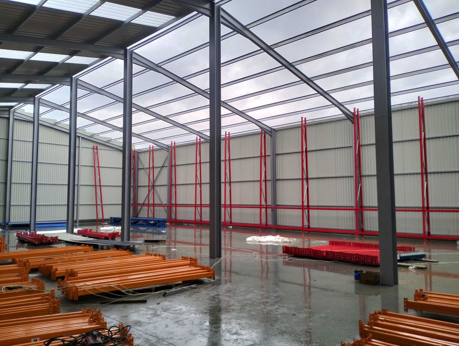 Executam Hale la Cheie si Structuri Metalice