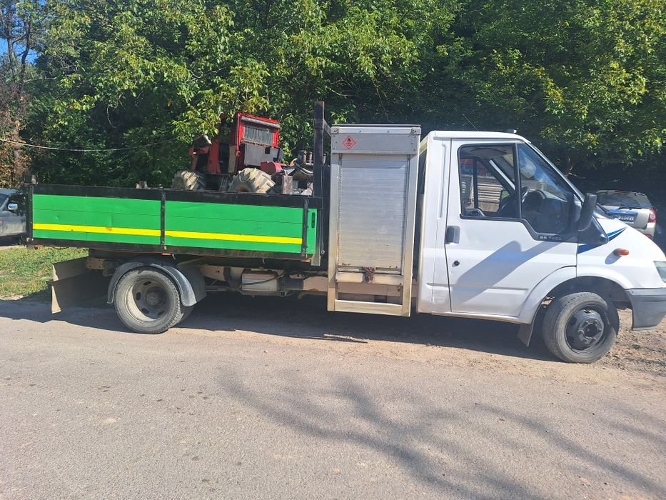 Vând basculanta Ford transi motor2.4diesel stare foarte bună de funcți
