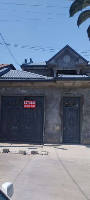 Киров. Олмазор кўчада коробка участка сотилади