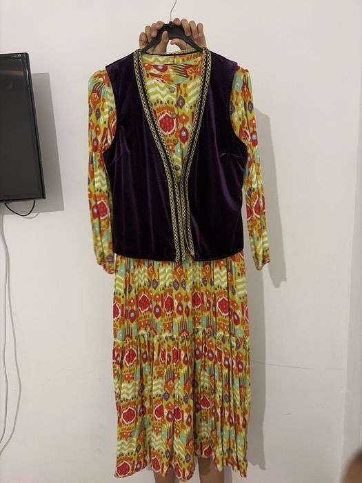 Двойка платье с жилетом