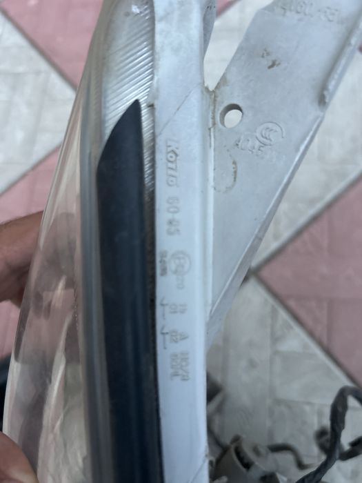 Фара головного света ТЛК Прадо 120