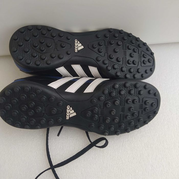 Нови, оригинални, маркови бутонки, ADIDAS   N 35