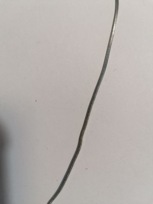 Colier cu medalion din argint, 6.87 gr, model foarte frumos și fin,