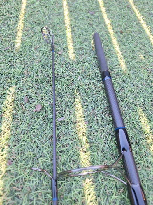 Lansete FL FLX30 3.96M 4.0Lbs 2Seg 

Produs NOU cu livrare prin