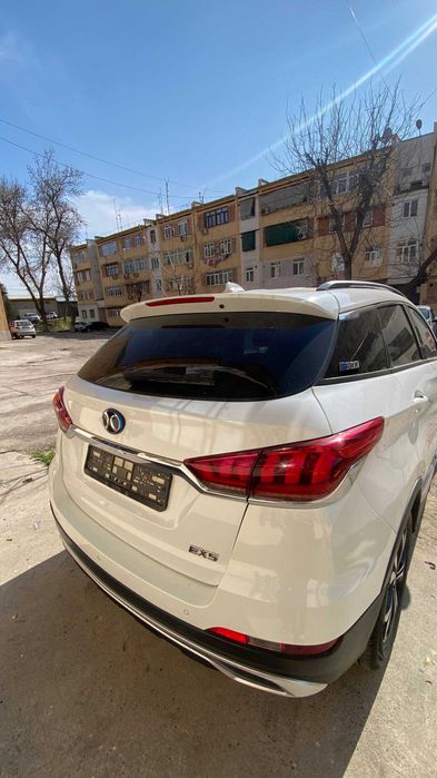 Baic eleltrocar srochna sotiladi