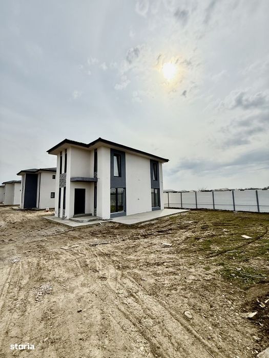 Casa P+1+pod in Bragadiru- Curte mare- Complex Privat