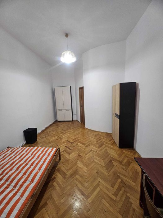 Inchiriez apartament 3 camere ultracentral