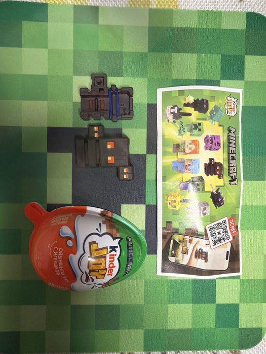 Фигурка kinder joy minecraft