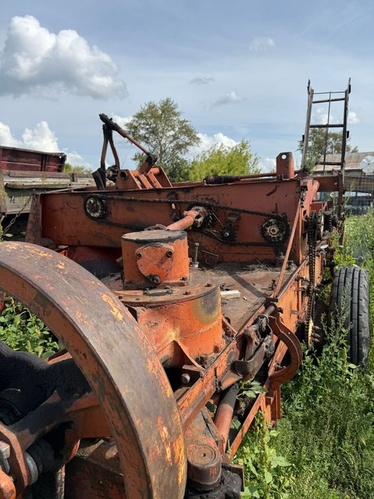 Срочно продам МТЗ и пресс подборщик за 2,5