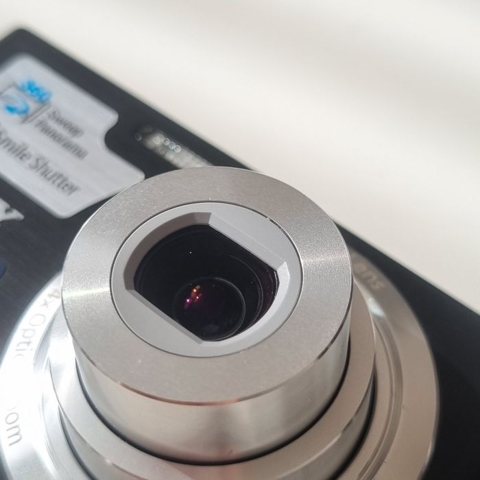 Компактен фотоапарат Sony Cyber shot w610