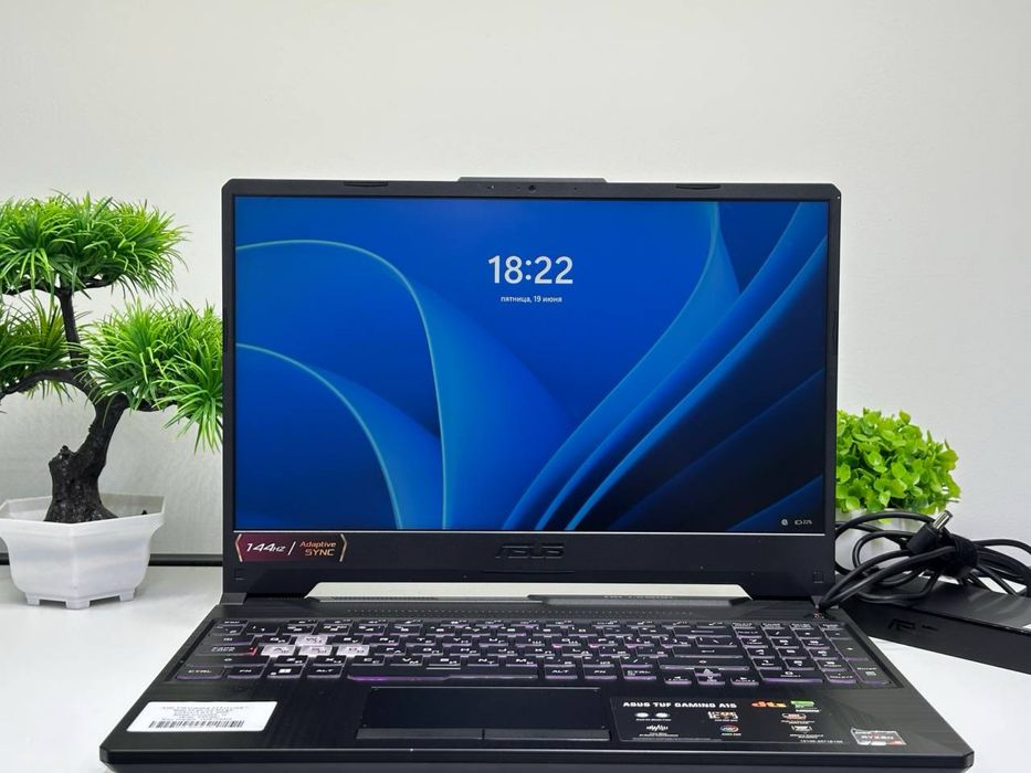 ASUS Tuf Gaming A15 ryzen  5-7 SSD 512 gb Ram 16gb GeForce RTX 3050