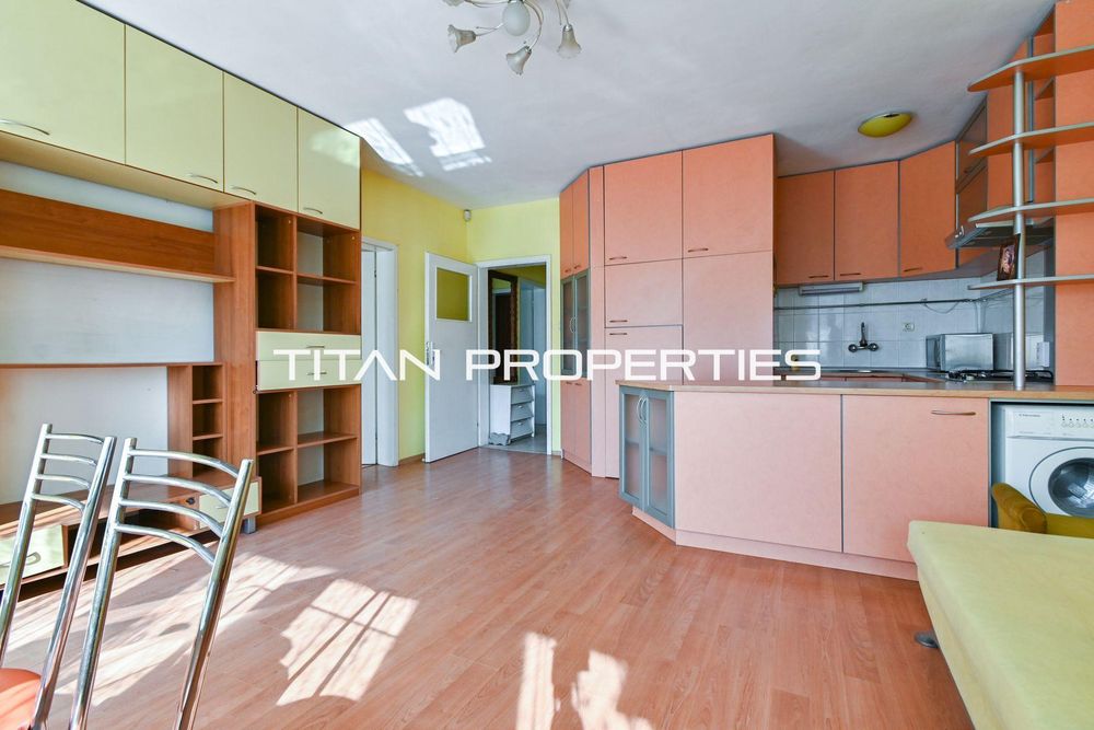 Тристаен, продажба, кв. Карпузица
