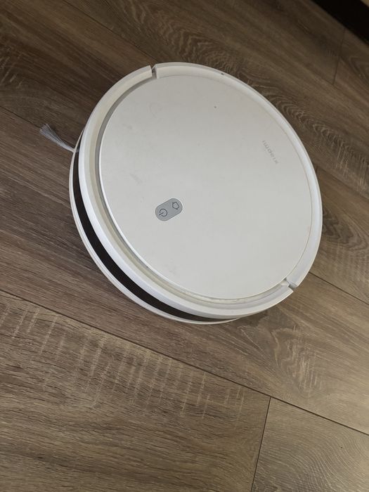 Робот-пылесос Xiaomi Robot Vacuum E10