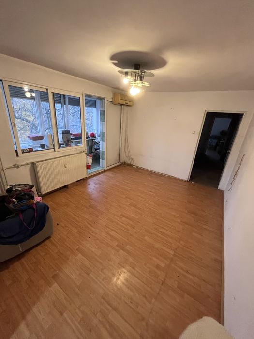 Apartament  4 camere Apusului sector 6