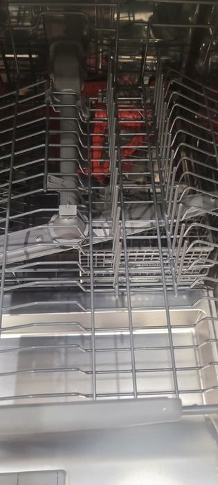 Съдомиялна Whirlpool като нова.