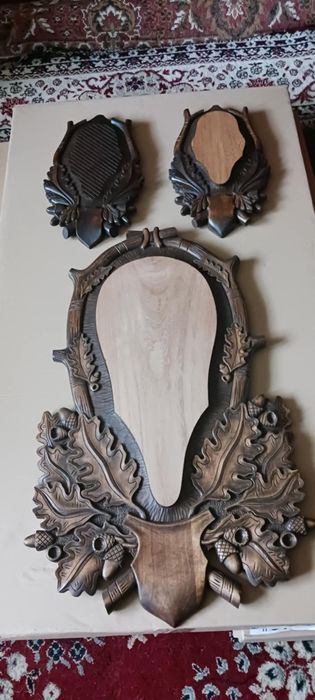 Дърворезби за ловни трофеи