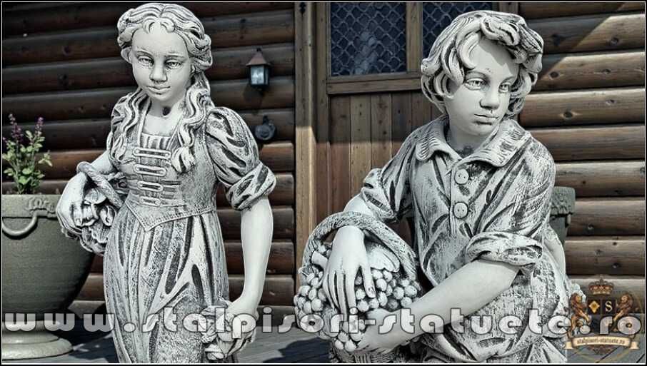Set statuete băiat și fată, gri patinat, model S43.
