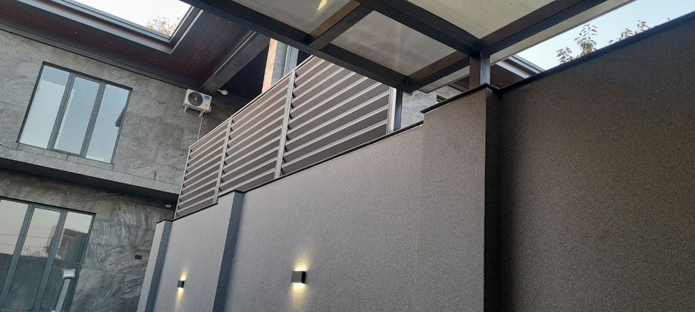 (56) Жалюзи, заборы из металла.