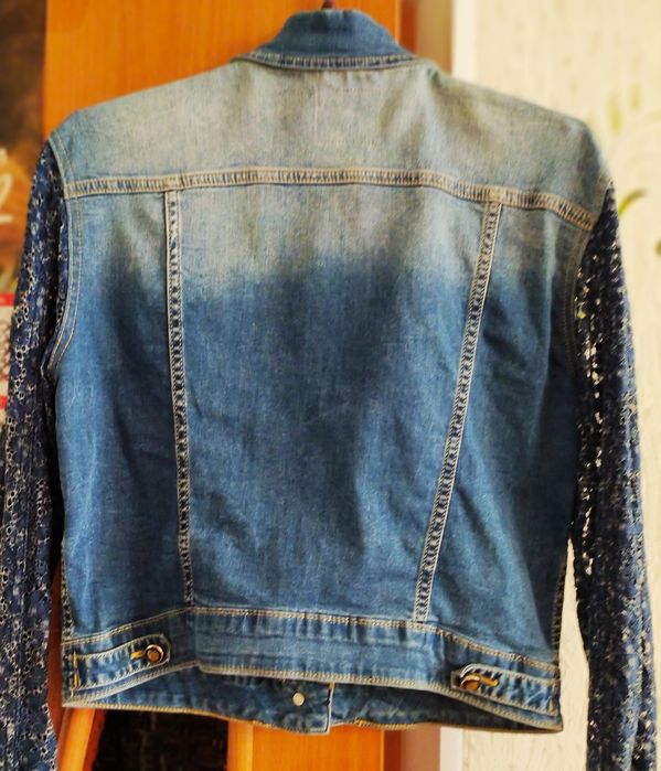 Куртка джинсовая короткая