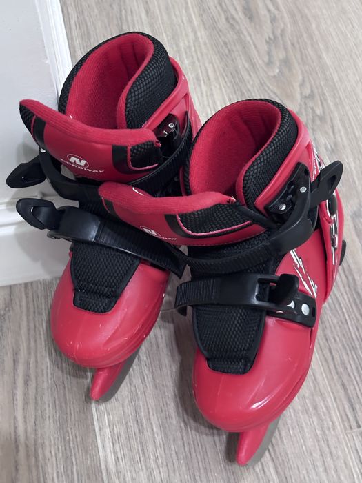 Продам детские коньки