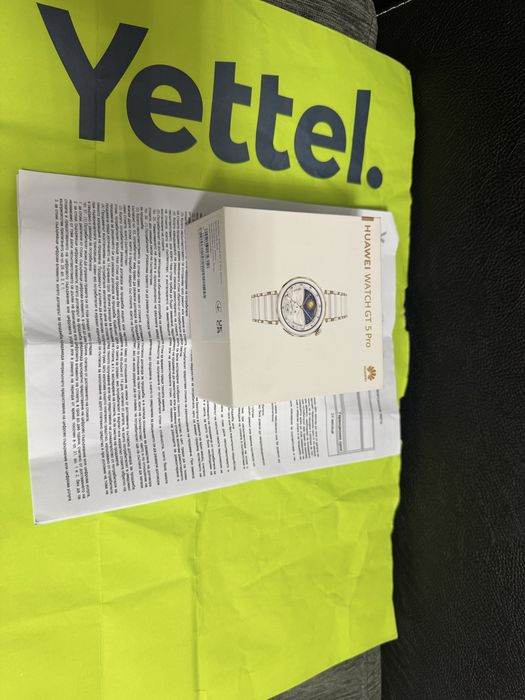 ***КАТО НОВ 42mm Huawei Watch GT 5 Pro Yettel Гаранция 2027 Ceramic